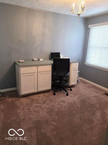 6725 Lakeknoll Drive Indianapolis IN 46220