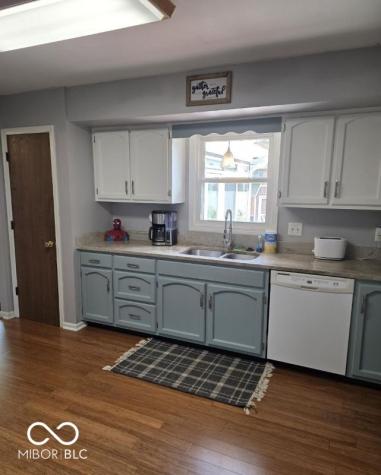 6725 Lakeknoll Drive Indianapolis IN 46220