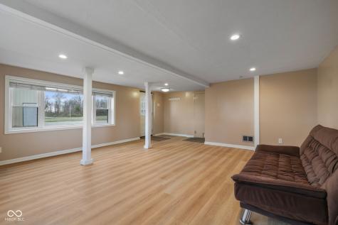 7120 N 450 E Lebanon IN 46052