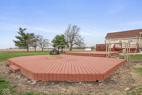 7120 N 450 E Lebanon IN 46052