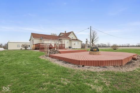 7120 N 450 E Lebanon IN 46052