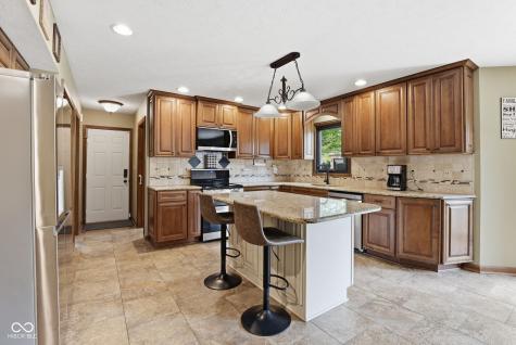 8848 Classic Circle Indianapolis IN 46217