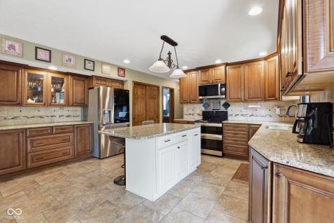 8848 Classic Circle Indianapolis IN 46217