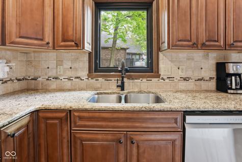 8848 Classic Circle Indianapolis IN 46217