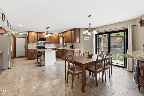 8848 Classic Circle Indianapolis IN 46217