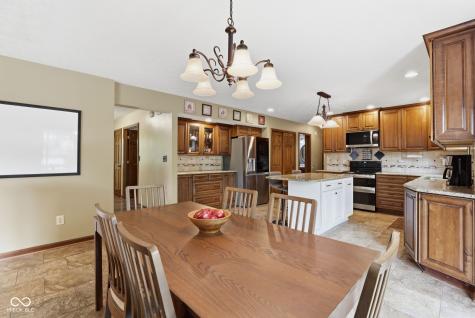 8848 Classic Circle Indianapolis IN 46217