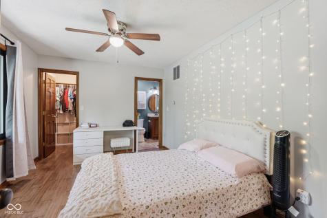 8848 Classic Circle Indianapolis IN 46217