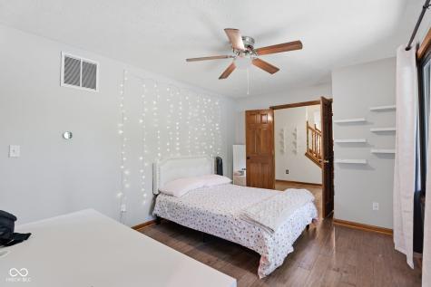 8848 Classic Circle Indianapolis IN 46217