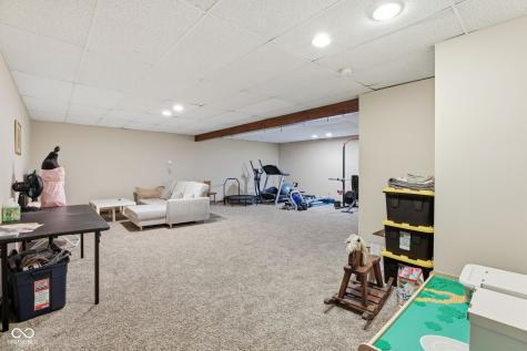 8848 Classic Circle Indianapolis IN 46217