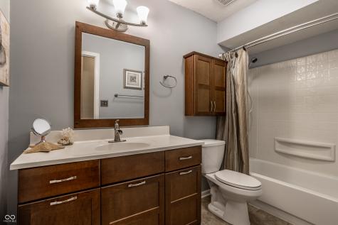 9728 Sycamore Road Carmel IN 46032