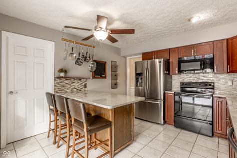 9728 Sycamore Road Carmel IN 46032