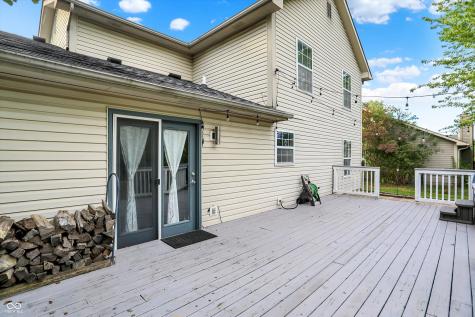 7843 Almond Drive Indianapolis IN 46237
