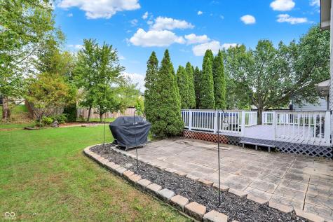 7843 Almond Drive Indianapolis IN 46237
