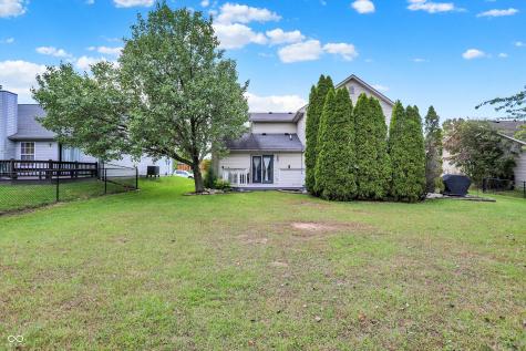7843 Almond Drive Indianapolis IN 46237