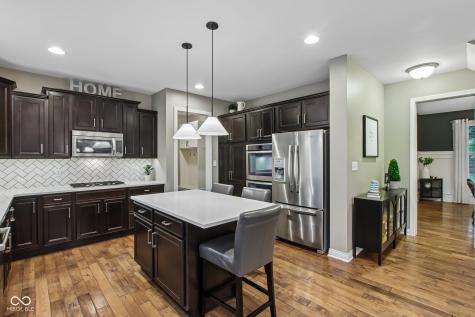 14616 Pleasant Crest Avenue Fishers IN 46037