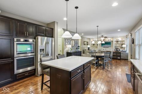 14616 Pleasant Crest Avenue Fishers IN 46037