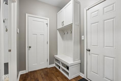 14616 Pleasant Crest Avenue Fishers IN 46037