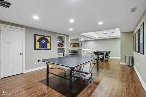 14616 Pleasant Crest Avenue Fishers IN 46037