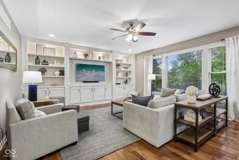 14616 Pleasant Crest Avenue Fishers IN 46037