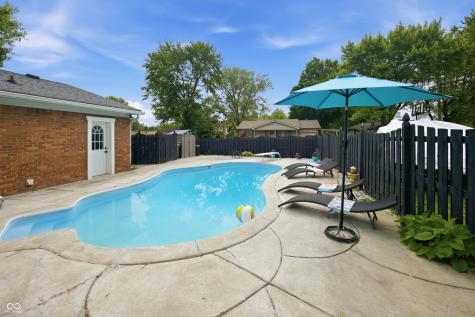 3035 Earl Drive Indianapolis IN 46227