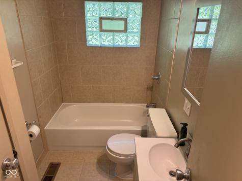 4332 Thrush Drive Indianapolis IN 46222