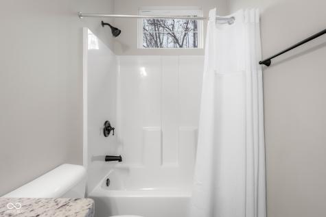 5059 Oak Ridge Trail Columbus IN 47201