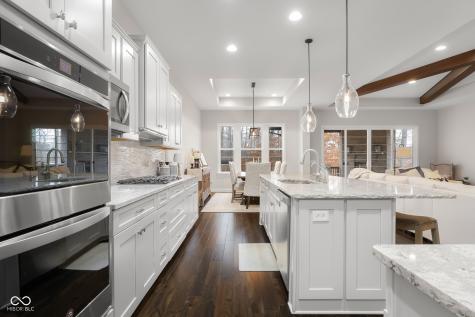 5059 Oak Ridge Trail Columbus IN 47201