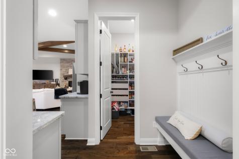 5059 Oak Ridge Trail Columbus IN 47201