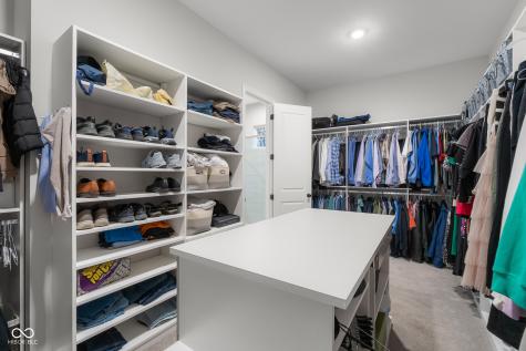 5059 Oak Ridge Trail Columbus IN 47201
