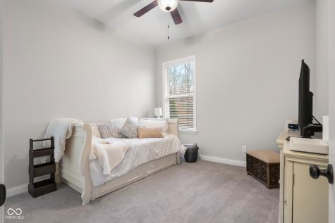 5059 Oak Ridge Trail Columbus IN 47201