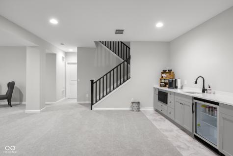 5059 Oak Ridge Trail Columbus IN 47201