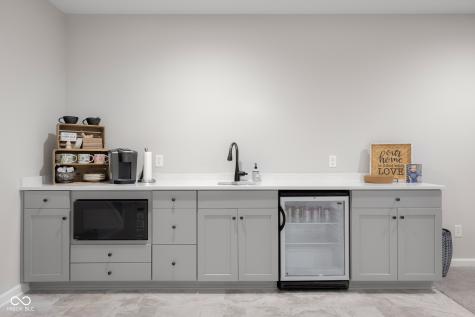 5059 Oak Ridge Trail Columbus IN 47201