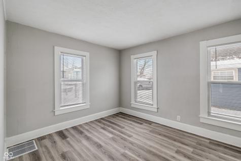 2029 E 44th Street Indianapolis IN 46205