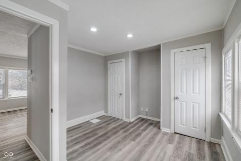 2029 E 44th Street Indianapolis IN 46205