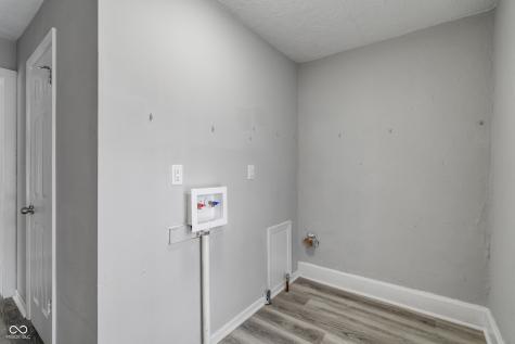 2029 E 44th Street Indianapolis IN 46205