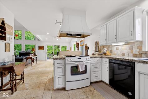 1711 Mulberry Circle Noblesville IN 46062