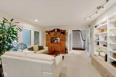1711 Mulberry Circle Noblesville IN 46062