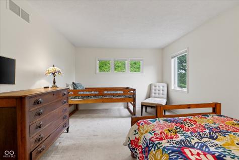 1711 Mulberry Circle Noblesville IN 46062