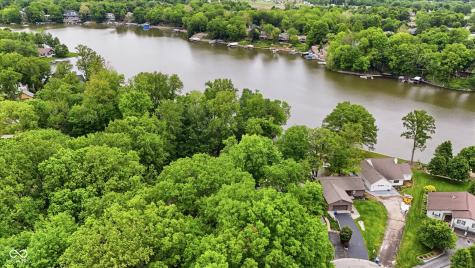 1711 Mulberry Circle Noblesville IN 46062