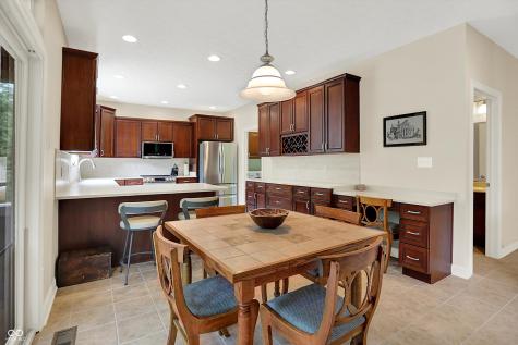 8612 Old Springfield Lane Indianapolis IN 46239