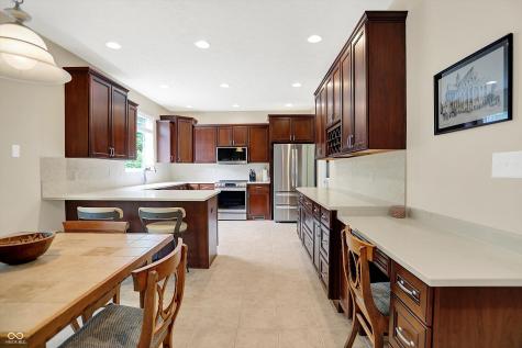 8612 Old Springfield Lane Indianapolis IN 46239