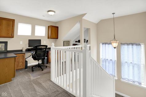 8612 Old Springfield Lane Indianapolis IN 46239