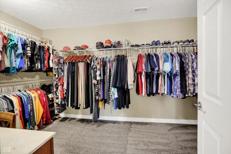 8612 Old Springfield Lane Indianapolis IN 46239
