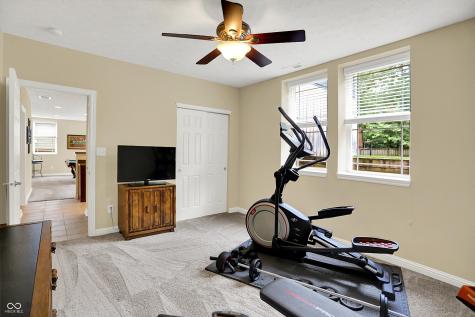 8612 Old Springfield Lane Indianapolis IN 46239