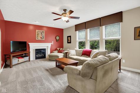 8612 Old Springfield Lane Indianapolis IN 46239