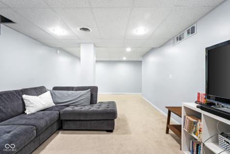 3119 Heather Lane Columbus IN 47203