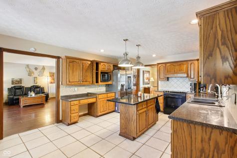 6840 Romeo Drive Avon IN 46123