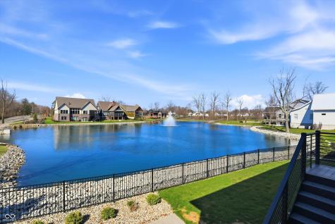 17112 Sanders Farm Circle Westfield IN 46074