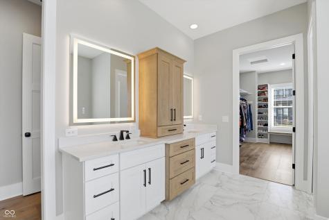 17112 Sanders Farm Circle Westfield IN 46074