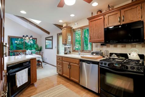 7592 S Poplar Point Drive Trafalgar IN 46181